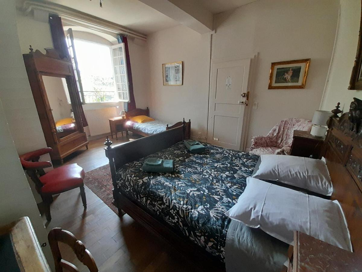 Chambres D'Hotes L'Oustal Oloron-Sainte-Marie Exteriör bild